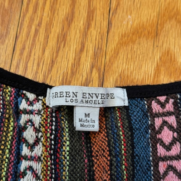 Green Envelope Black Embroidered Tank Top Women’s Size Medium - Picture 6 of 8